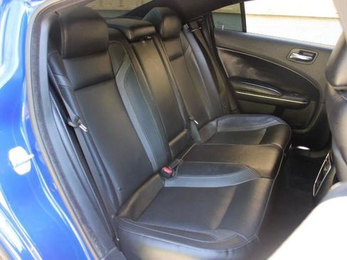 Used 2021 Dodge Charger SXT w/ Leather Interior Group RWD image 11