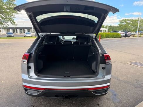 Certified 2026 Volkswagen Atlas Cross Sport SE AWD/4WD image 18