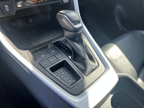 Used 2021 Toyota RAV4 XLE Premium FWD image 19