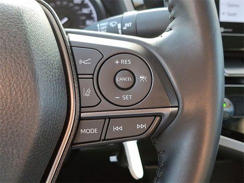 Used 2023 Toyota Camry SE image 22