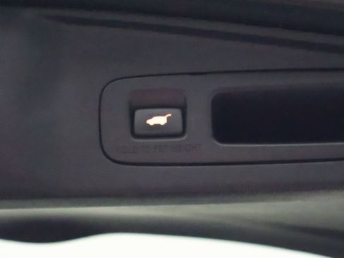 Used 2018 Honda CR-V Touring image 14