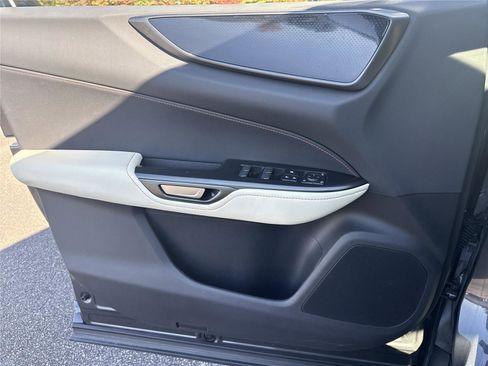 Used 2022 Lexus NX 250 FWD image 16