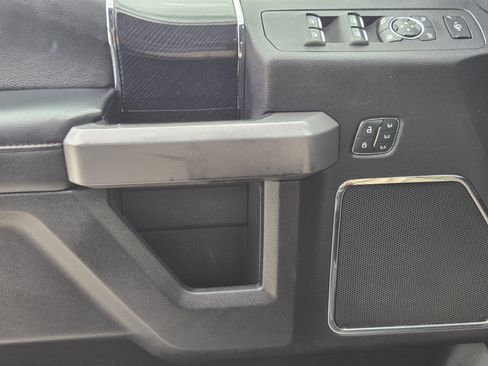 Used 2020 Ford F350 Platinum image 24