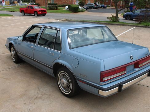 Used 1990 Buick Le Sabre Custom FWD image 27