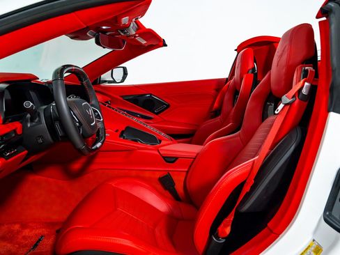 Used 2025 Chevrolet Corvette Z06 w/ Stealth Interior Trim Package RWD image 27