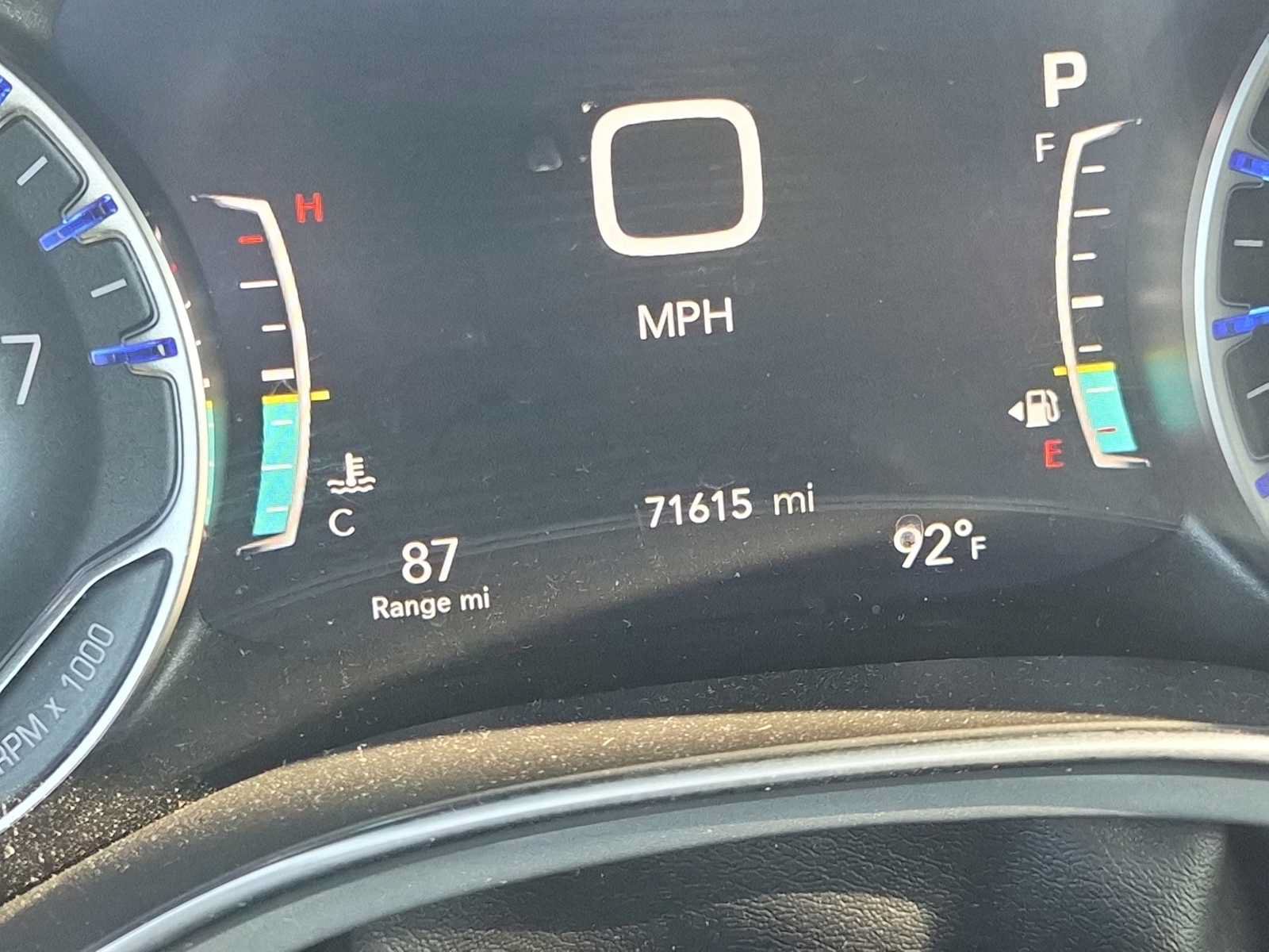Used 2025 Chrysler Pacifica Limited FWD image 10