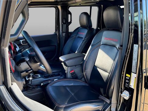 Used 2020 Jeep Gladiator Rubicon AWD/4WD image 9