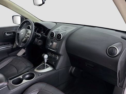 Used 2011 Nissan Rogue SV w/ SL Pkg AWD/4WD image 30