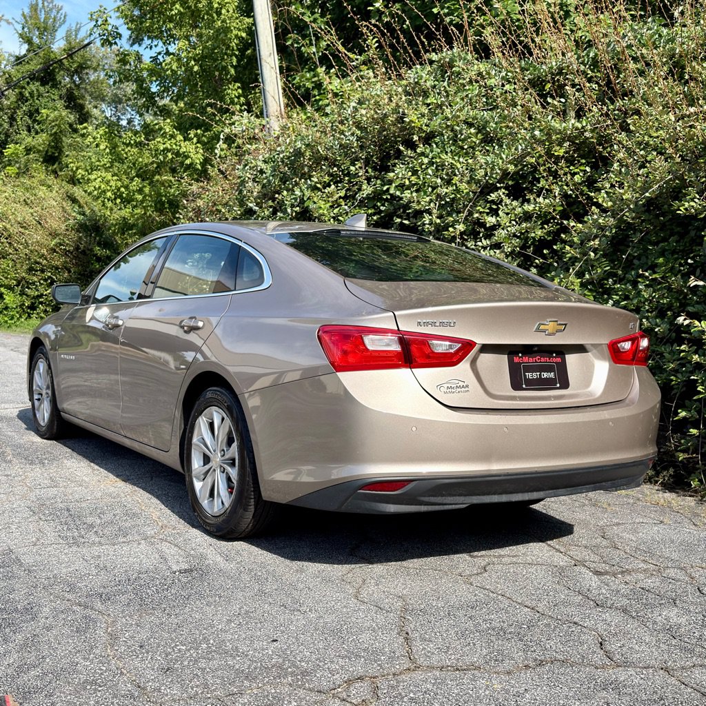 Used 2023 Chevrolet Malibu LT w/ Driver Confidence Package FWD image 2