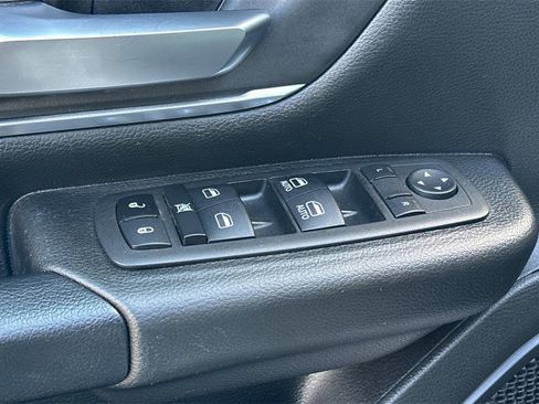 Used 2023 RAM 1500 Big Horn image 14