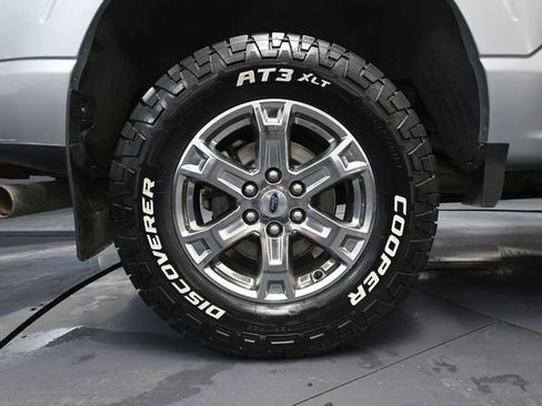 Used 2022 Ford F150 Lariat AWD/4WD image 16