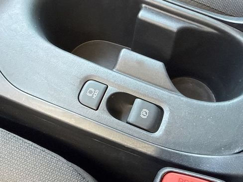 Used 2026 Toyota Corolla LE FWD image 27