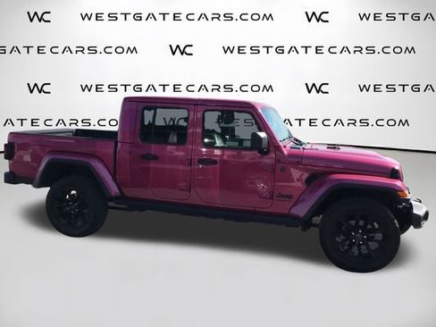 Used 2024 Jeep Gladiator Sport AWD/4WD image 10