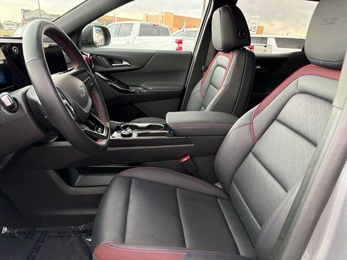 Used 2025 Chevrolet Equinox RS w/ Safety and Technology Package image 9