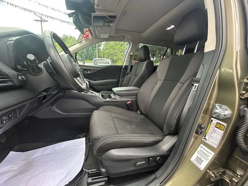 Used 2024 Subaru Outback Premium image 14