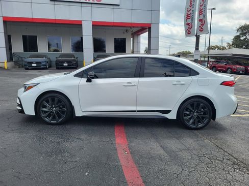 Used 2025 Toyota Corolla SE image 7