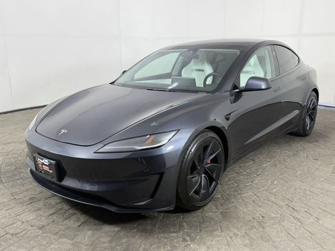 Used 2024 Tesla Model 3 Performance AWD/4WD image 3