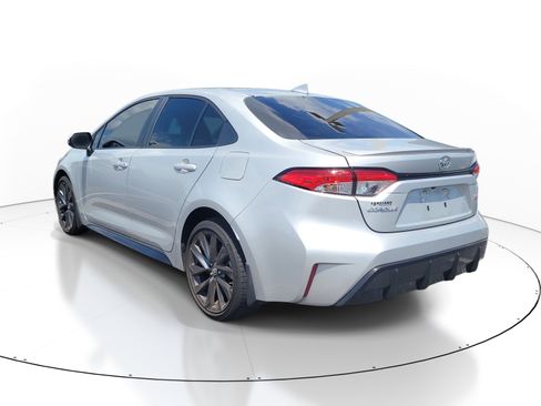 Used 2024 Toyota Corolla SE FWD image 6