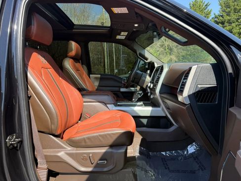 Used 2019 Ford F150 King Ranch w/ Equipment Group 601A Luxury AWD/4WD image 15