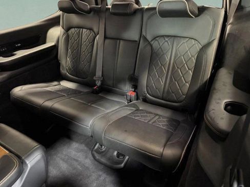 Used 2022 Jeep Grand Wagoneer Series III w/ Rear Seat Video Group 1 AWD/4WD image 28