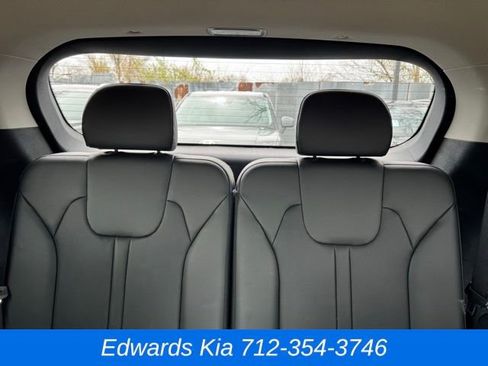 Used 2023 Kia Sorento SX Prestige image 18
