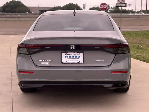 Used 2024 Honda Accord EX-L image 6