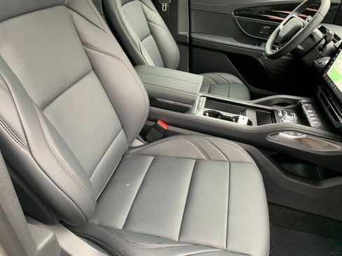 New 2026 Lincoln Nautilus Premier w/ Equipment Group 102A image 18