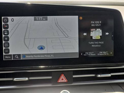 Used 2025 Hyundai Elantra SEL FWD image 19