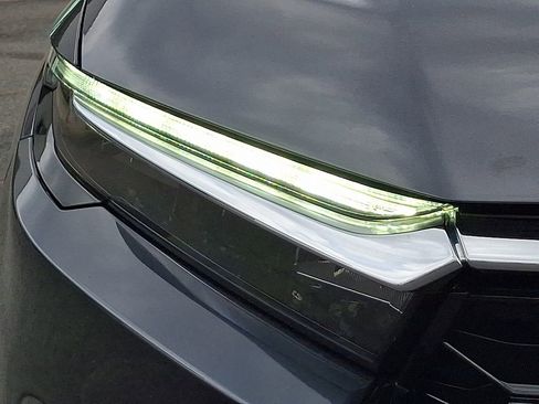 Used 2024 Honda CR-V EX image 11