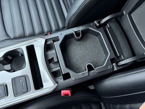 Certified 2023 Ford Edge SEL w/ Convenience Package image 17