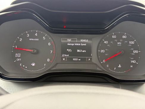 Used 2025 Chevrolet Trax LS image 18