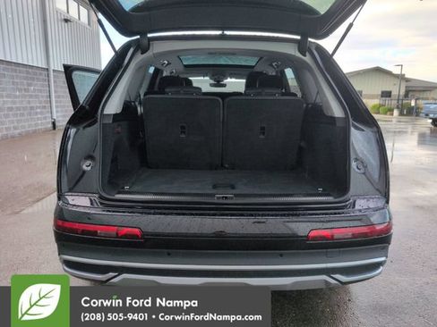 Used 2023 Audi Q7 3.0T Premium Plus w/ Premium Plus Package AWD/4WD image 27