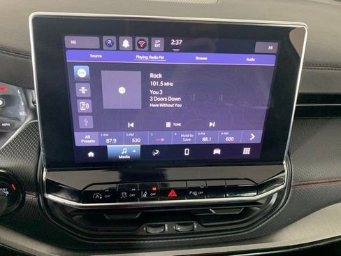 Used 2025 Jeep Compass Trailhawk image 10