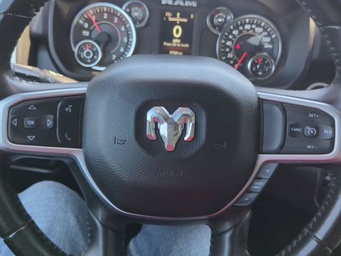 Used 2024 RAM 2500 Big Horn AWD/4WD image 15