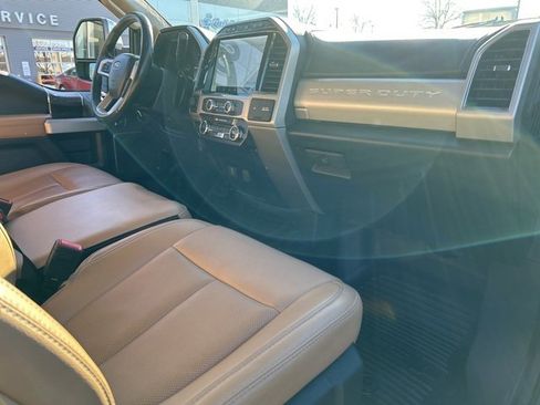 Used 2022 Ford F350 Lariat w/ Lariat Ultimate Package image 12