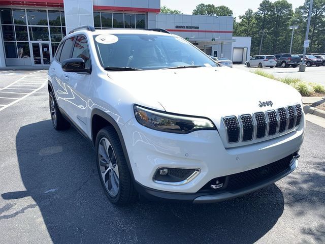 Used 2022 Jeep Cherokee Limited w/ Elite Package AWD/4WD image 2