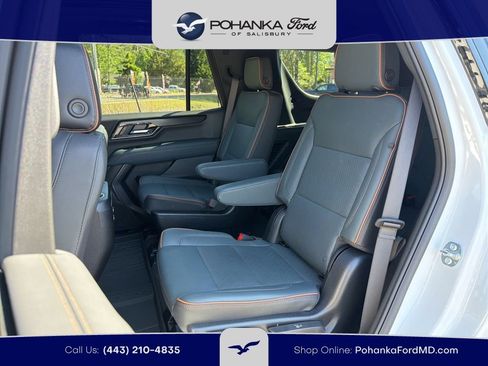Used 2025 GMC Yukon AT4 w/ AT4 Premium Package AWD/4WD image 23