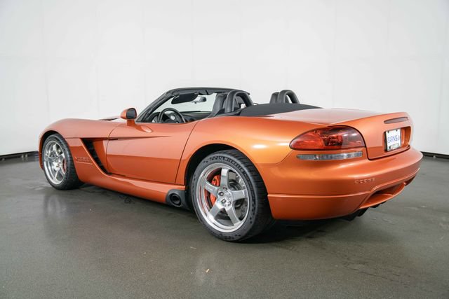 Used 2005 Dodge Viper SRT-10 w/ Copperhead Edition Group RWD image 6