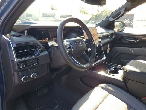 New 2026 GMC Yukon Elevation image 20