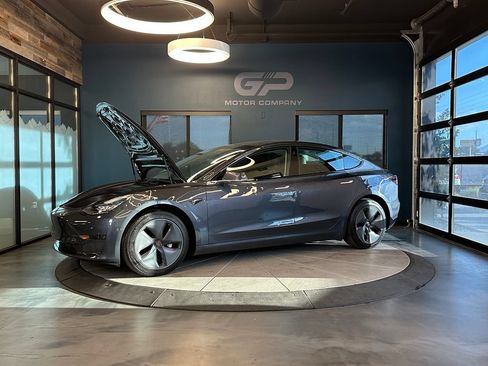 Used 2019 Tesla Model 3 Long Range AWD/4WD image 19