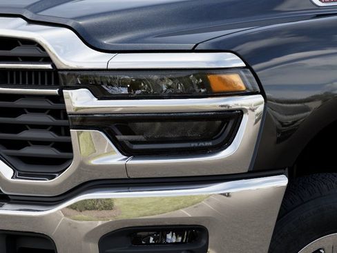 New 2026 RAM 2500 Tradesman AWD/4WD image 11