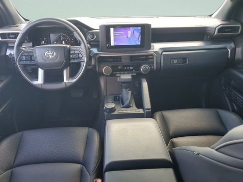 Certified 2025 Toyota 4Runner SR5 AWD/4WD image 13