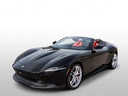 Certified 2024 Ferrari Roma Spider RWD image 10