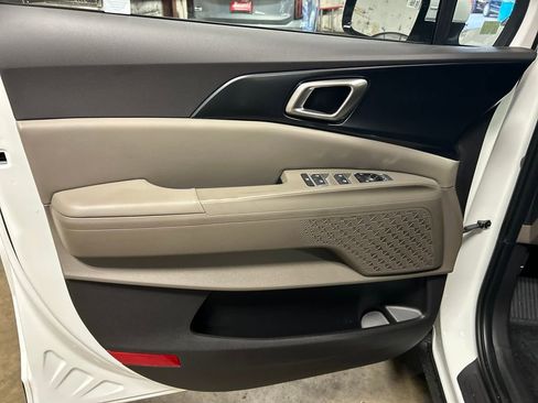 New 2026 Kia Carnival LXS image 28