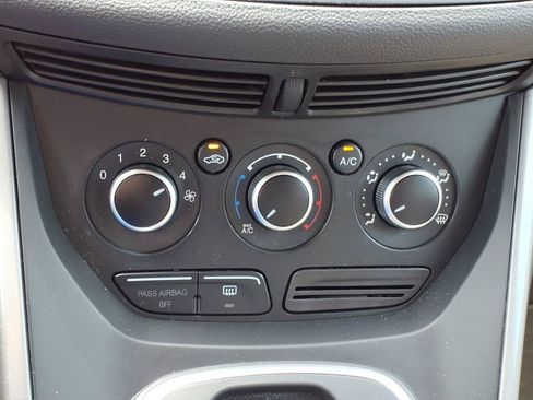 Used 2013 Ford Escape SE AWD/4WD image 17