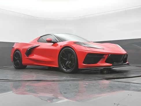 Used 2021 Chevrolet Corvette Stingray Preferred Conv w/ Z51 Performance Package RWD image 25
