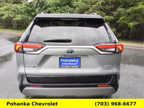 Used 2022 Toyota RAV4 XSE w/ XSE Grade Weather Package AWD/4WD image 6