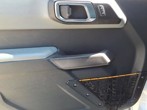 Used 2021 Ford Bronco Badlands image 14