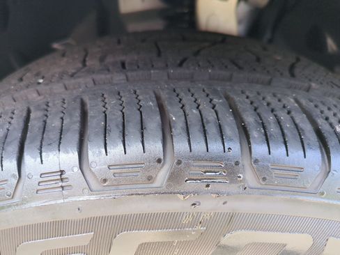 Certified 2026 Mercedes-Benz GLE 450 4MATIC image 11