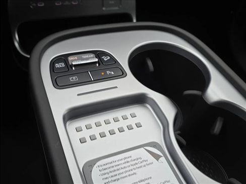 New 2026 Hyundai Ioniq 9 SEL image 16